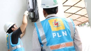 Tarif Listrik 900 VA Batal Naik, PLN Siap Tanggung Beban Lebih?